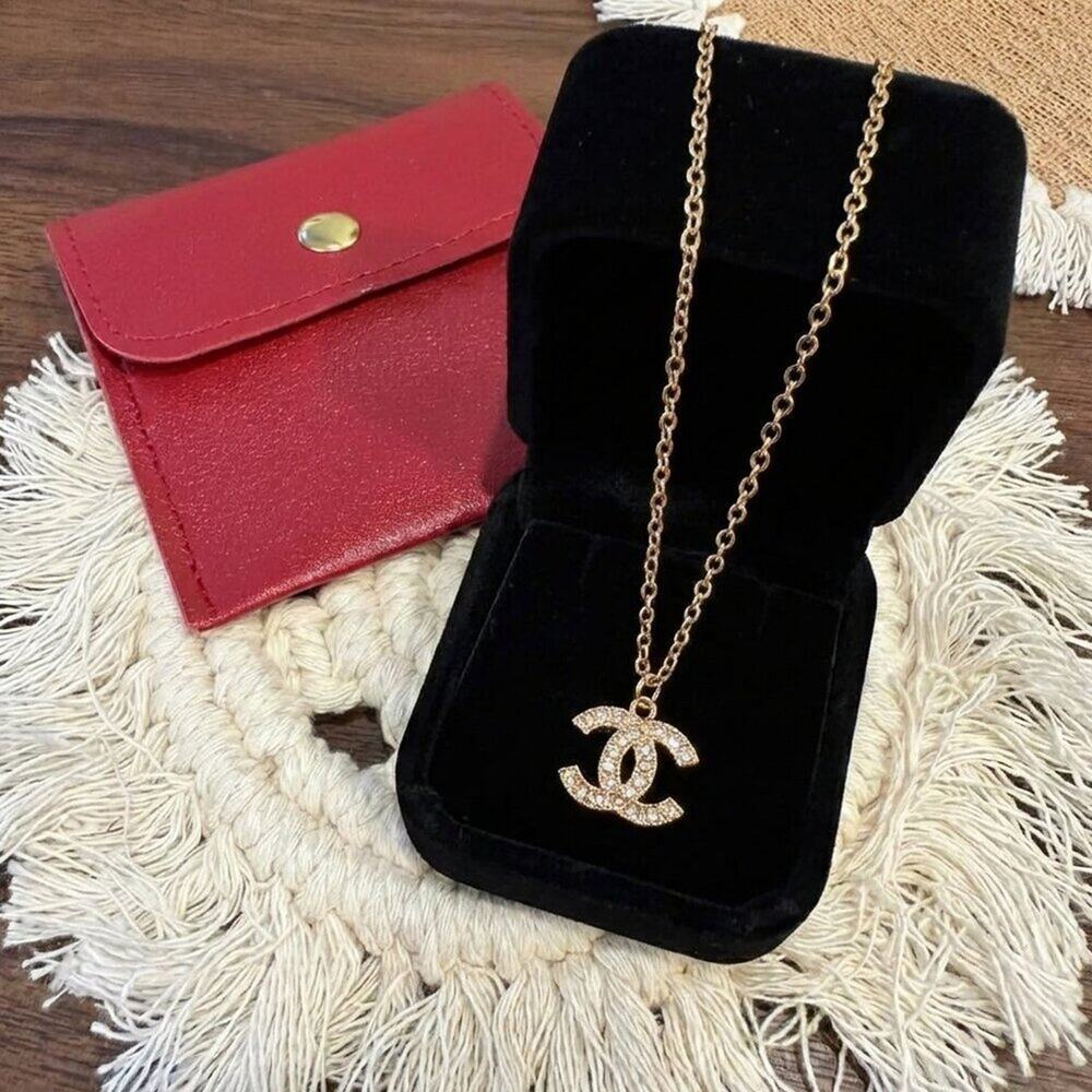 ✨VINTAGE CHANEL CC Crystal Repurposed Necklace - Picture 4 of 6